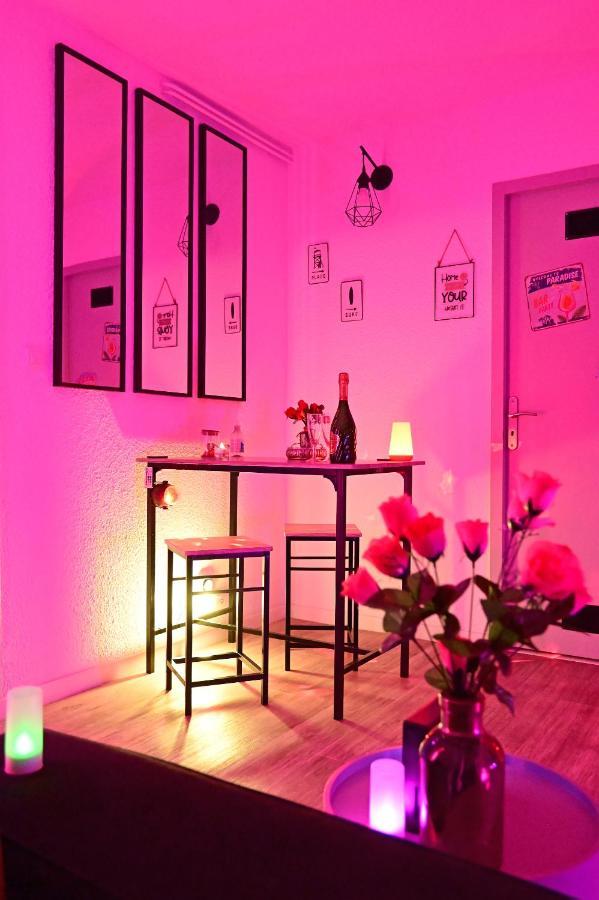 Luxe Sauna Privatif Et Grand Bain Jacuzzi A Deux A Biscarosse Plage Pour Nuit Romantique Avec Decoration Led Et Bougies Biscarrosse Exteriér fotografie