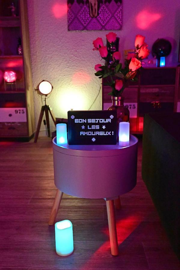Luxe Sauna Privatif Et Grand Bain Jacuzzi A Deux A Biscarosse Plage Pour Nuit Romantique Avec Decoration Led Et Bougies Biscarrosse Exteriér fotografie